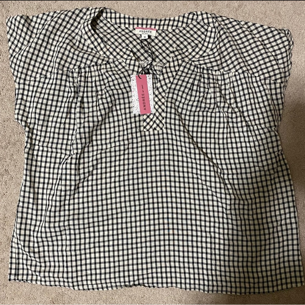 Blouse Andree Size 1X New With Tags Black and Tan Capped Sleeves Plus Size Cute